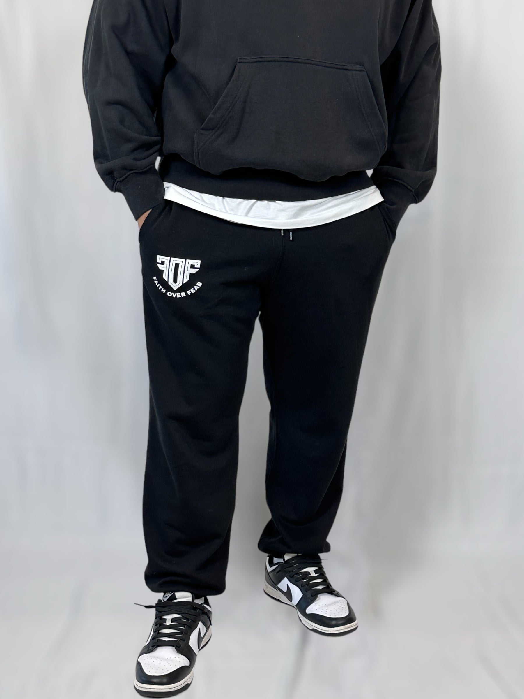 BLACKBLONDのBBD Crushed Faith Sweatpants 全2色 BLACKBLONDのBBD Crushed Faith Sweatpants 全2色 スウェットパンツ